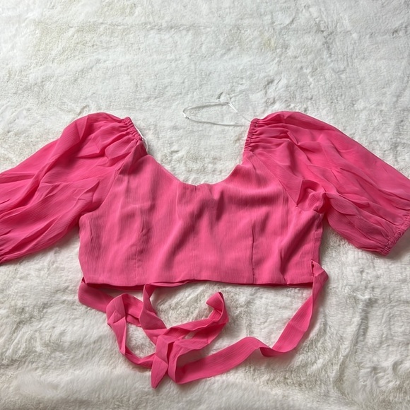 Lulu's Bright Pink Wrap Crop Top Size Large NWT - Picture 8 of 8